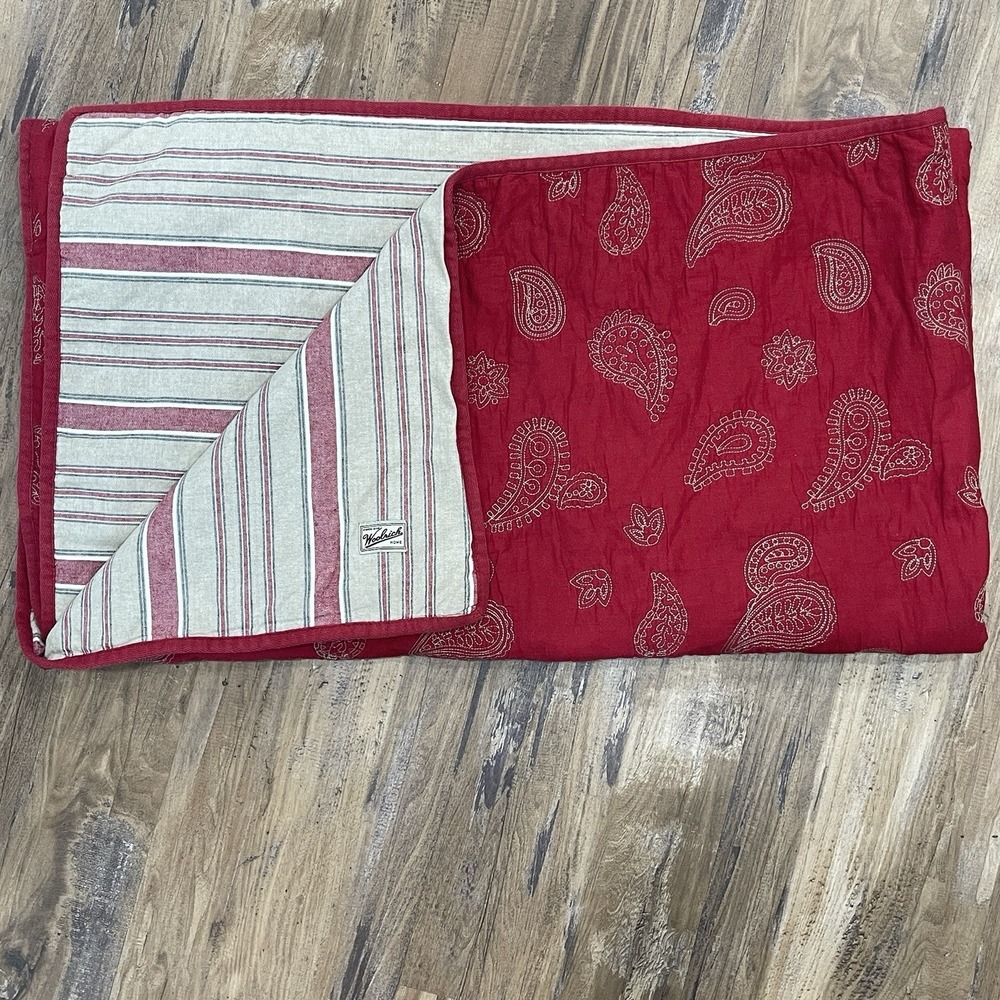 Woolrich Home Reversible Throw Blanket Red Bandana Paisley Stripe 48"x56"
